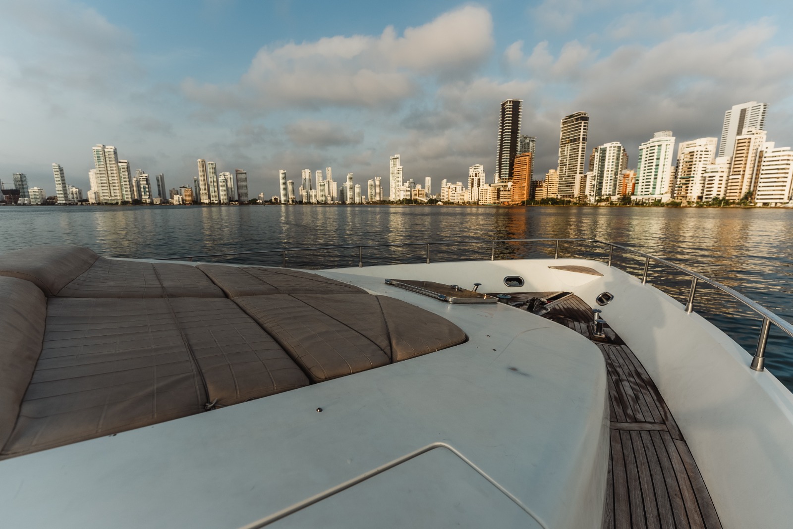 Azimut sealand yacht 70