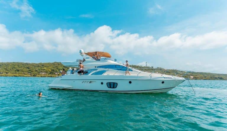 Yacht Azimut 55ft
