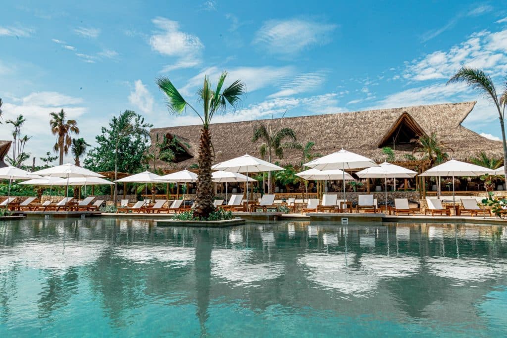 best-beach-clubs-makani-luxury-beach-club-hi-cartagena