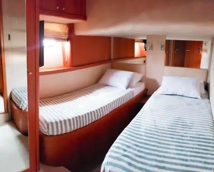 72 ft Sunseeker Yacht