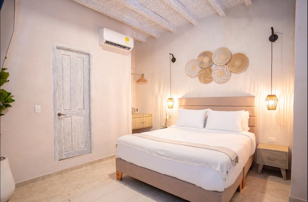 WhatsApp Image 2024-10-17 at 7.20.39 PM (1)