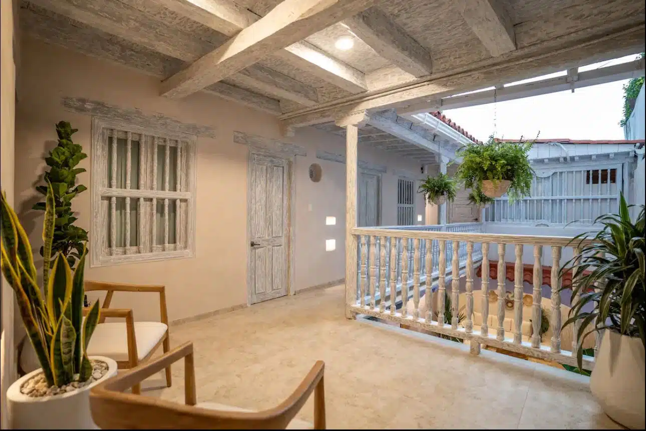 WhatsApp Image 2024-10-17 at 7.20.41 PM (3)