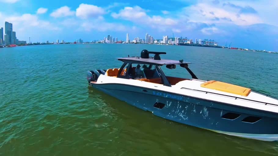 Luxury speedboat cruising off the coast of Cartagena