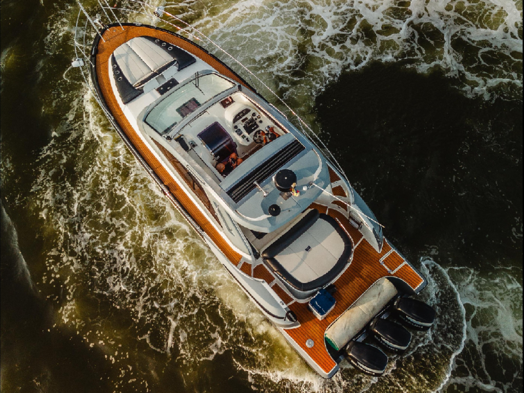 rent yacht 35 ft