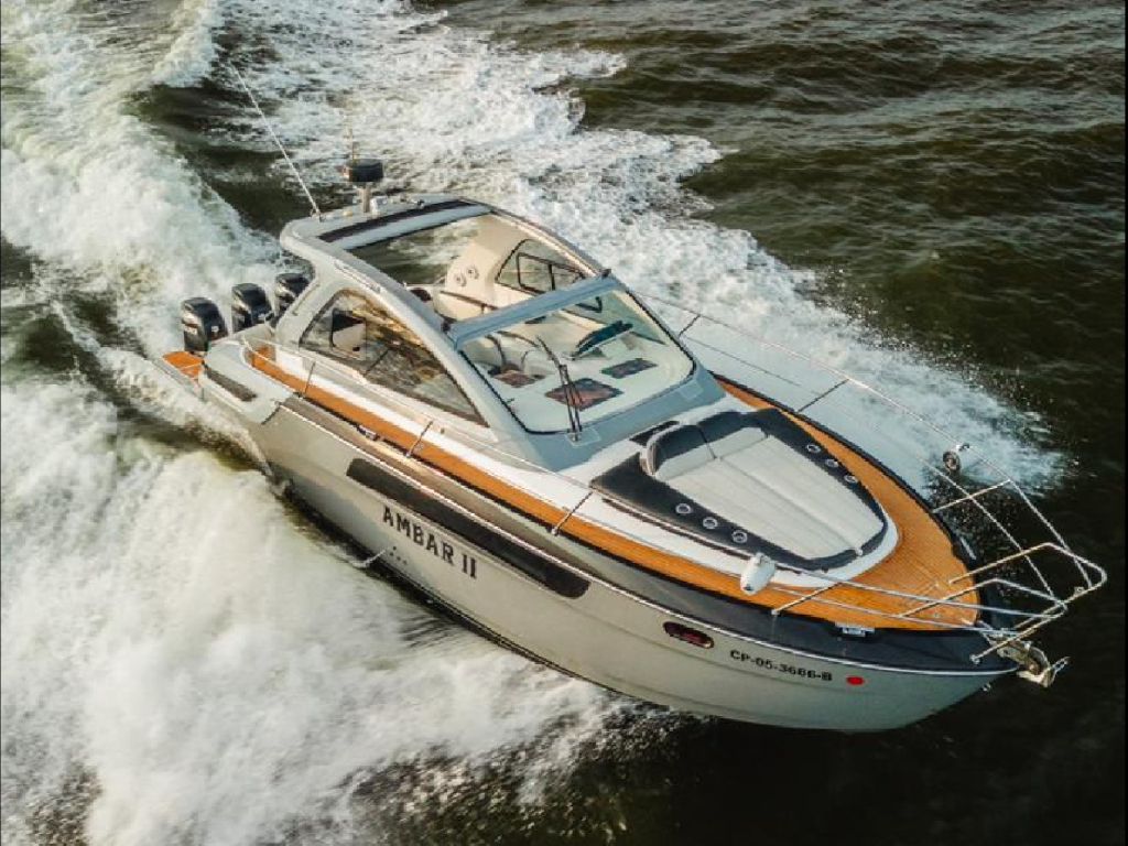 rent yacht 35 ft