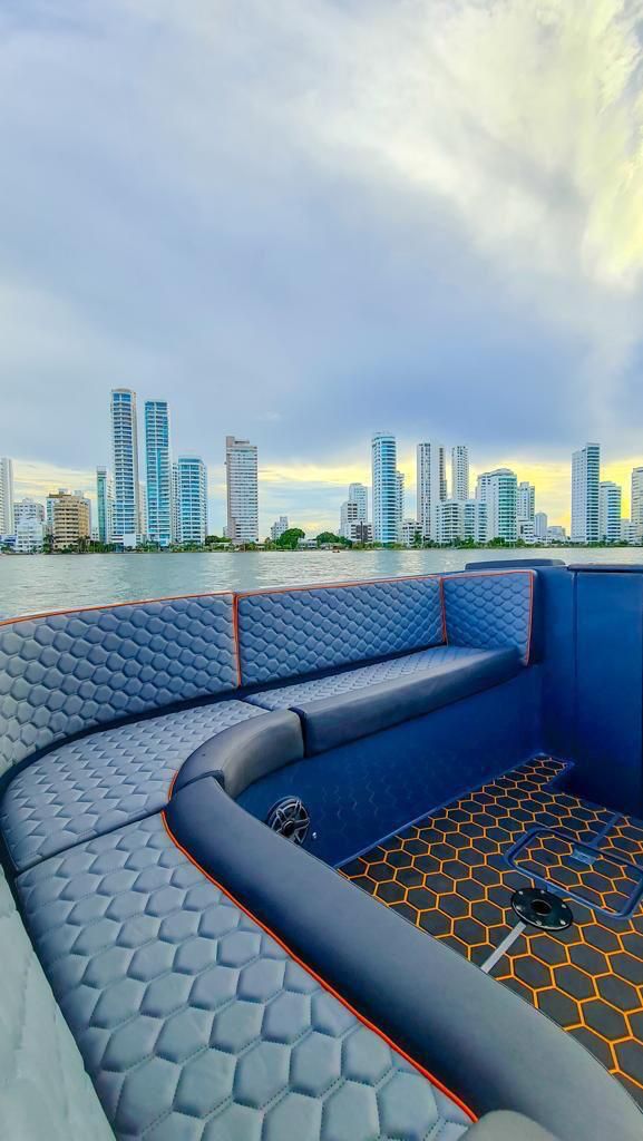 luxury speedbot 40ft