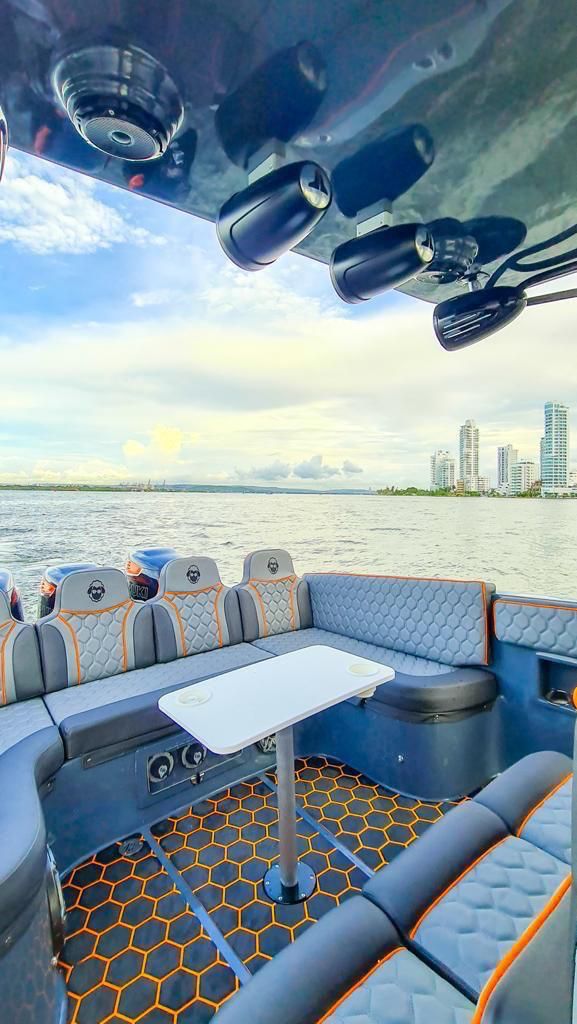 luxury speedbot 40ft
